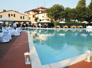 Villa De Igli