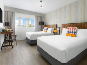 Kenmore Village Hotel, South Beach