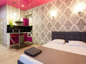 Studio apartment in the Center - Heroiv Nebesnoi Sotni sq. 21/7