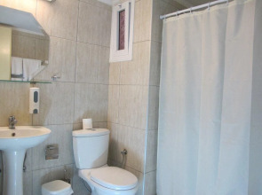 Mackenzie Beach Hotel & Apartments