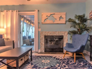 Seventh Seas half mile to the beach pet friendly Near to the Mayo Clinic - UNF - TPC Sawgrass - Convention Center - Shopping Malls - Under 3 Hours from DISNEY