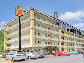 Super 8 Memphis/Dntn/Graceland Area