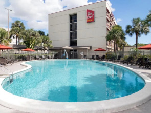 Red Roof Inn PLUS+ Miami Airport
