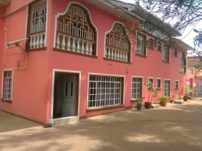 Elsam Mariot guest House
