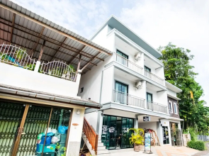 Oyo 295 Salamat Bangtao