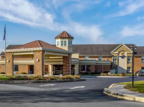 Comfort Inn Lancaster - Rockvale Outlets
