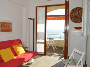 House Esperia