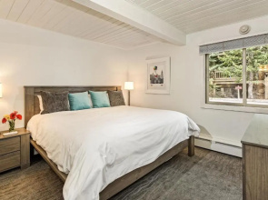 Standard Two Bedroom - Aspen Alps #103