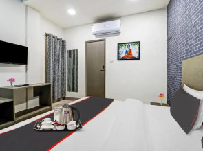 Collection O 70256 Hotel The Wishtler