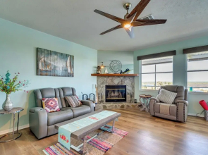 2 Mi to Ocean: Home w/ Pool in Hernando Beach!
