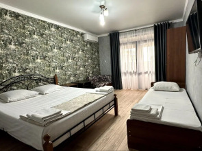 Солнечный дом (бывш. Анри)