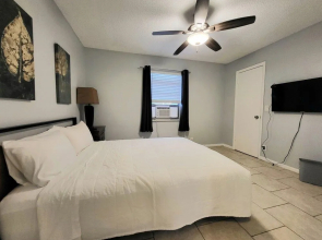 Air Way Motel