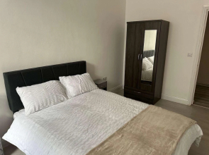 Immaculate 1-bed Apartment in Walton on the Naze
