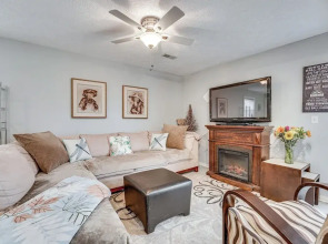 Missouri Couple's Retreat: 'shouse' w/ Patio, Yard