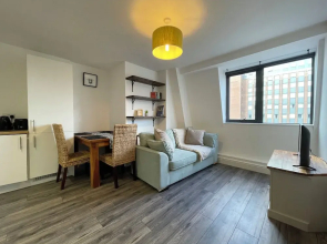 2 Bed Urban Retreat in Sheffield