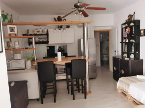 Renko - Free Parking - A1