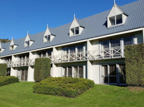 Admirals Motor Inn