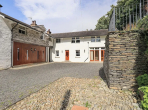 Abbots Reading Mews 1