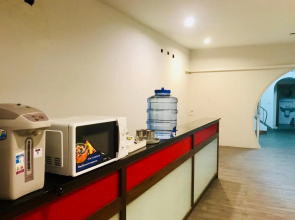 Mr Travel Hostel