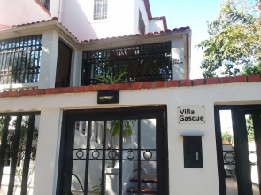 Villa Gascue Guest Apartments