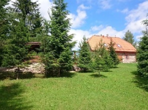 Neeruti Holiday House