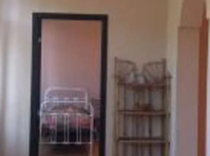 Guesthouse Host