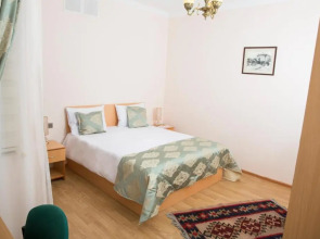 Отель City Walls