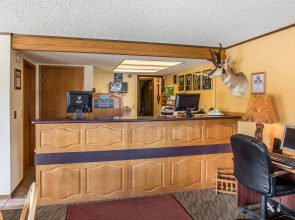 Rodeway Inn Pronghorn Lodge
