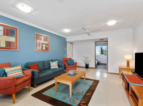 2BR Coolum Beach Escape