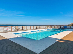 Palm Beach Club 2302 - Two Bedroom Condo