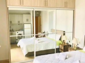 kalamata suites beach 2