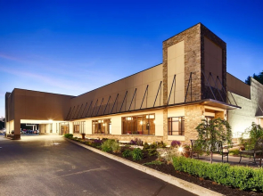 Holiday Inn Kingston