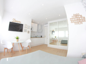 New, Modern & Central Studio Torremolinos