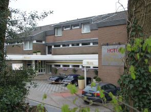 Hotel am Berghang