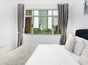 Lux BnB Greens & Views Lake View