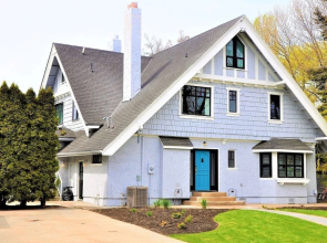 Kelowna's Beach House