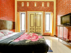 Room Stay Cempaka Mulya