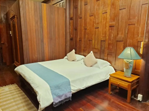 บ้านไทยรีสอร์ท