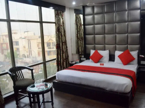 OYO 464 Hotel Lotus Palace