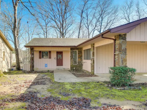 Lakefront Hot Springs Village Vacation Rental!