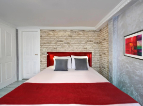 Serenity Hotel