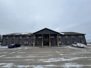 Crossroads Hotel