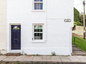 Stunning 2BD in the Heart of Malmesbury
