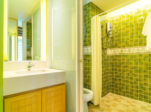 Amber Boutique Silom Hotel