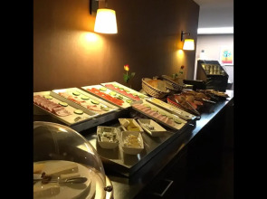 New Hotel Charlemagne