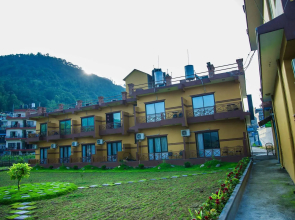 Hotel Lakefront