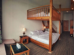 Summit Stonewood Hotel