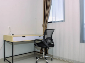 Cozy Studio with Single Bed at Evenciio Margonda Apartment