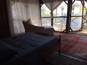 Cocos Camp