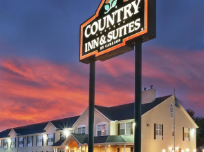 Country Inn & Suites Tulsa